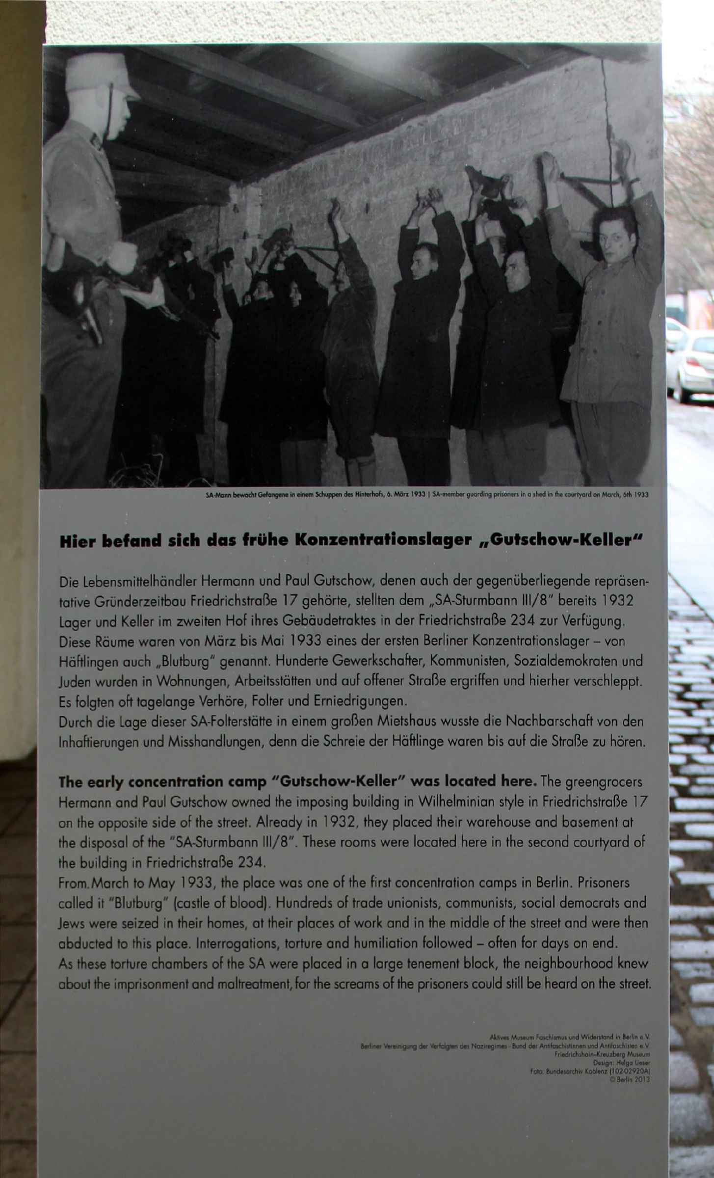 Historical sign about the Gutschow-Keller